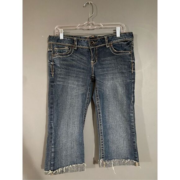 Premiere Denim By Rue 21 Light Wash Capris Size 7/8 - Picture 1 of 5